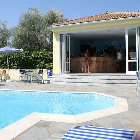 Ilios Hotel & Villas Geni  Bagian luar foto