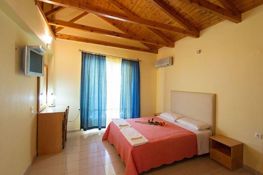 Ilios Hotel & Villas Geni  Bagian luar foto
