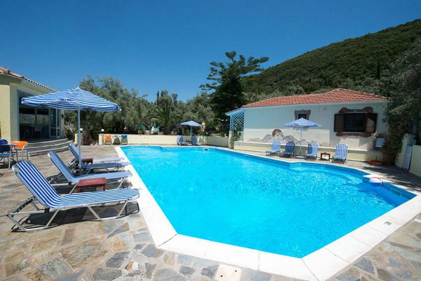 Ilios Hotel & Villas Geni  Bagian luar foto