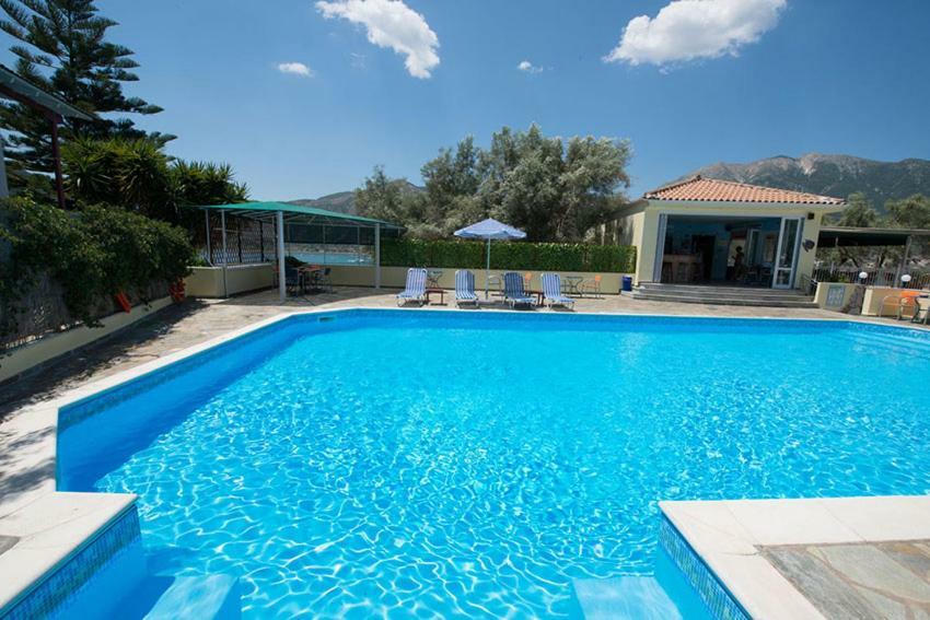 Ilios Hotel & Villas Geni  Bagian luar foto